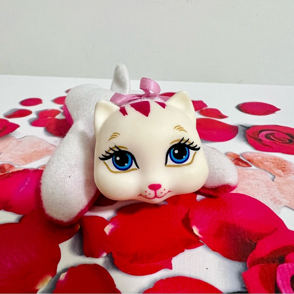 🎁 FREE GIFT With any Purchase Hello Kitty Baby White and Pink Cat Plush Toy